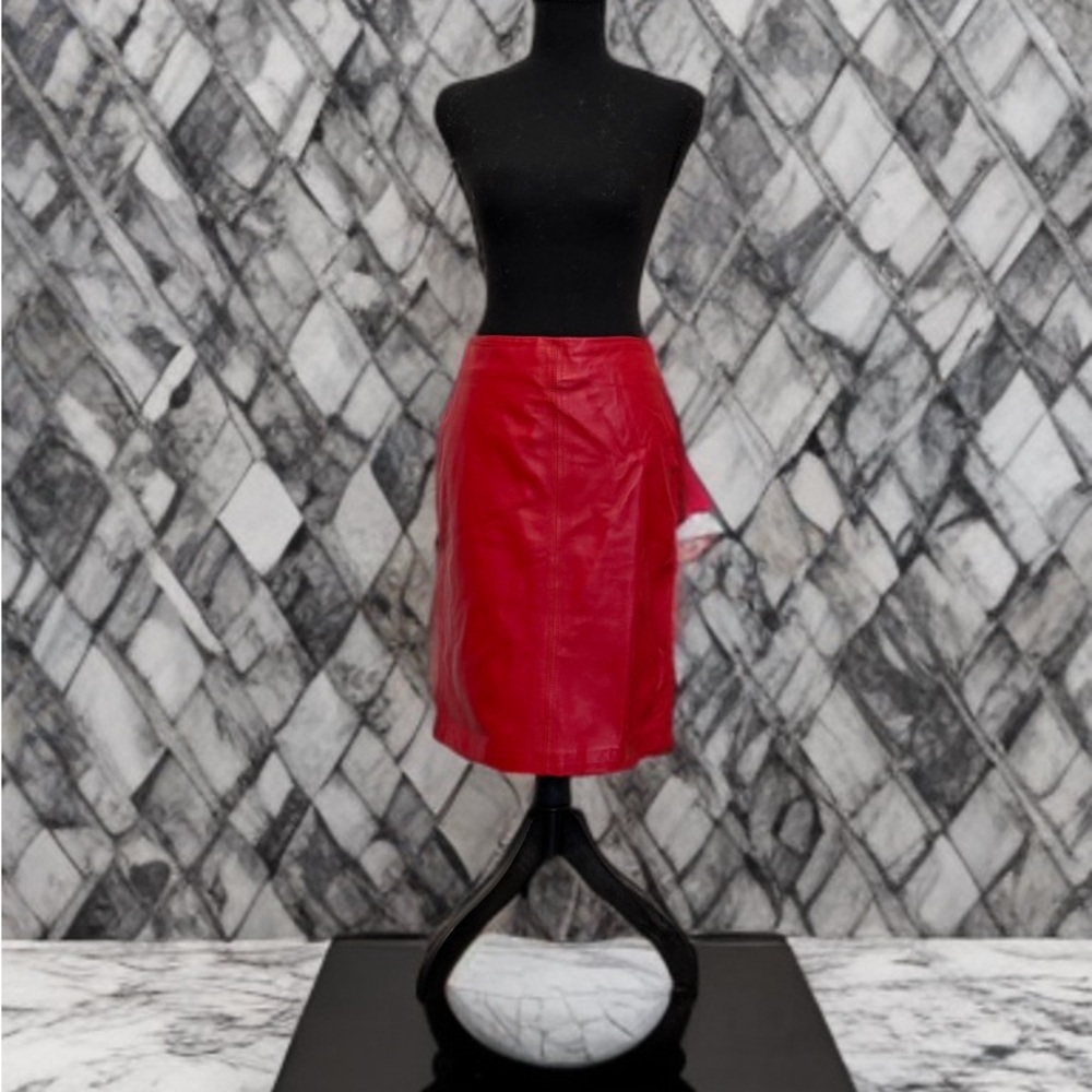 Finity Studio Vibrant Red Leather Pencil Skirt
